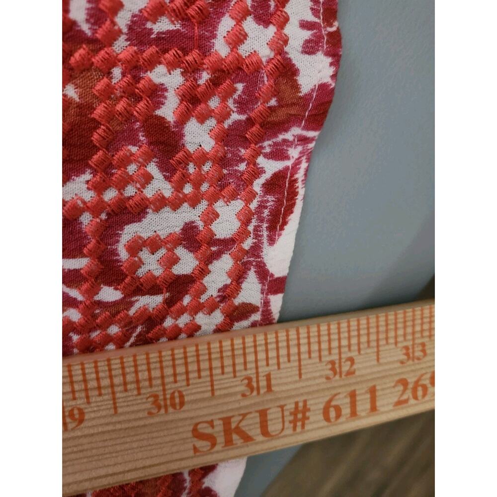 Magnolia Grace Tunic Top Plus Size 2X Red White Floral Embroidered - Picture 7 of 8